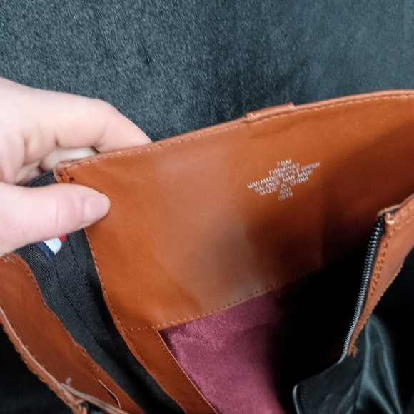 Tommy HILL FIGURE right under knee fitting size 7 black and brown dress boots - Picture 6 of 11